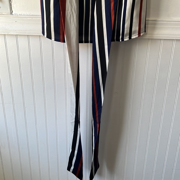 Express Top - Picture 4 of 5